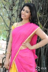 Kruthika Jayakumar at Vinavayya Ramayya Movie Launch